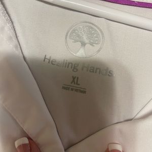 Healing hands scrub jacket white XL